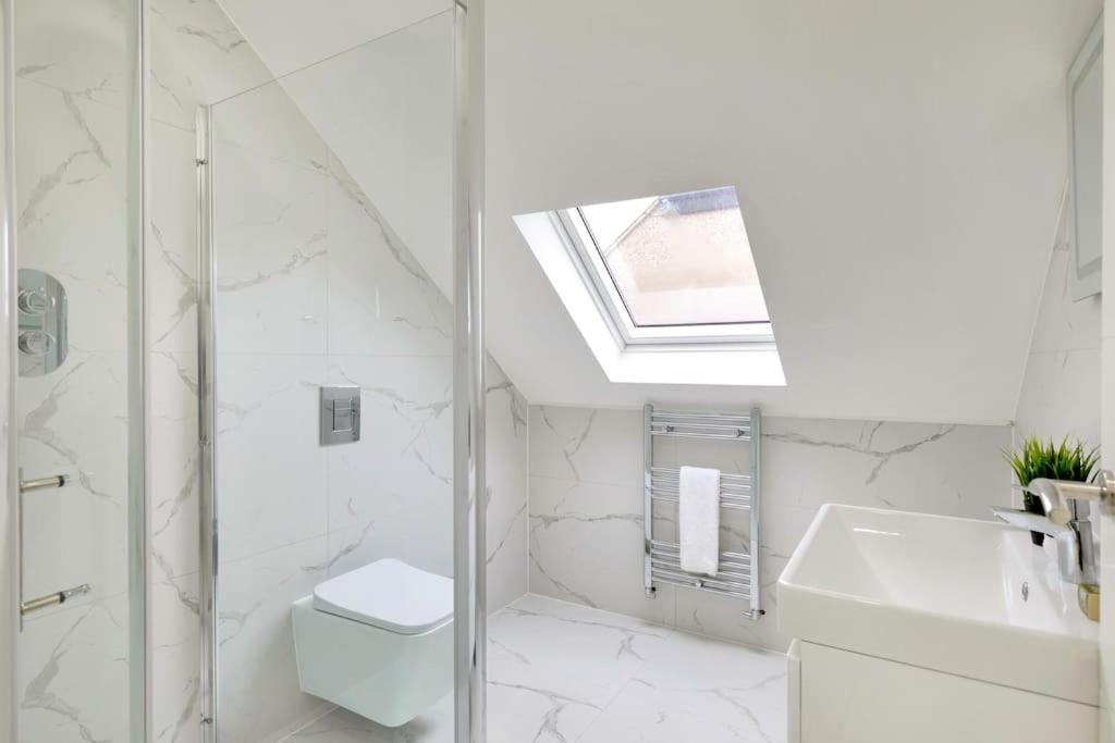 Massive west London 7 bed modern