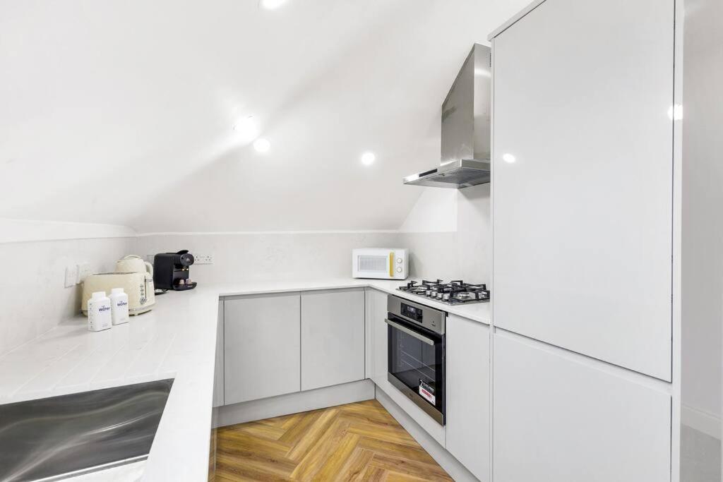 Massive west London 7 bed modern