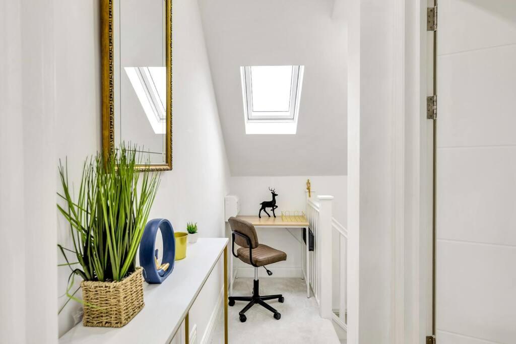 Massive west London 7 bed modern