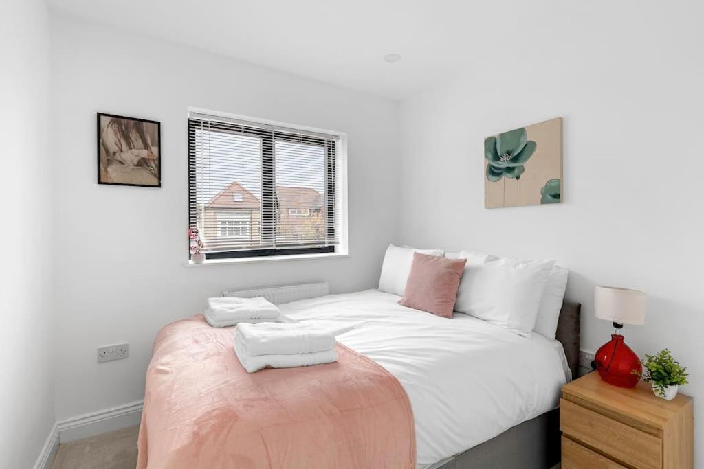 Massive west London 7 bed modern