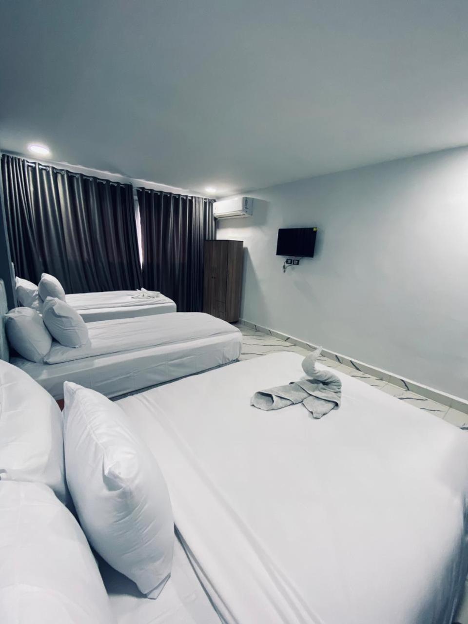 HoTEL NADA