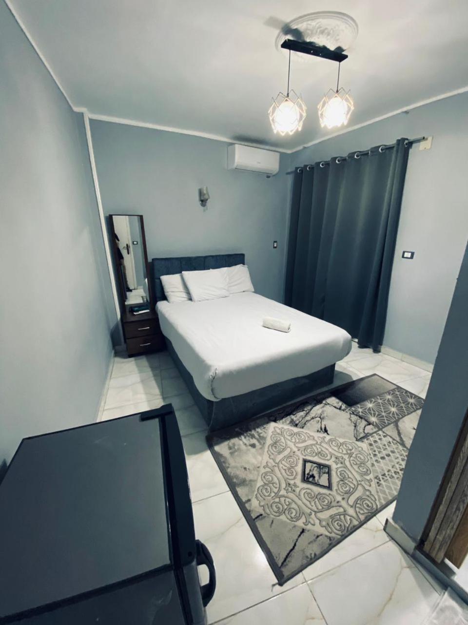 HoTEL NADA