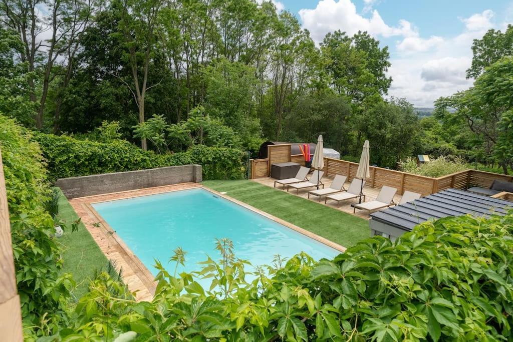 Lakeview Luxury Farmhouse Retreat - Hot Tub - Games Room