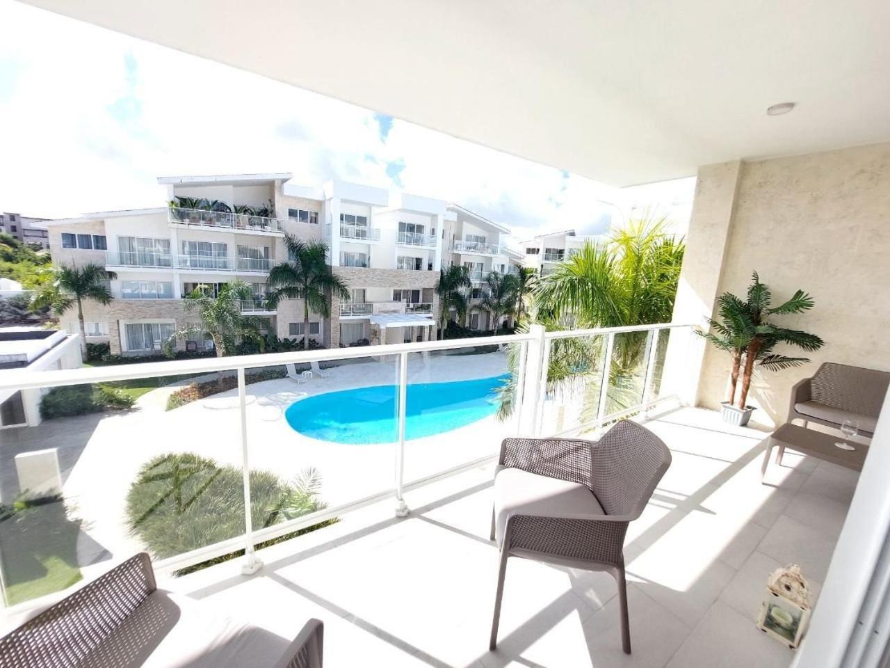 Beach Haven 1BDR Condo Paseo Playa Coral - 305 view 5