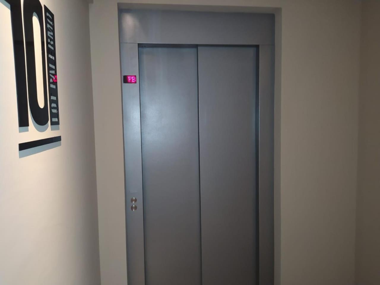 V. Palermotango, Departamento a estrenar, luminoso