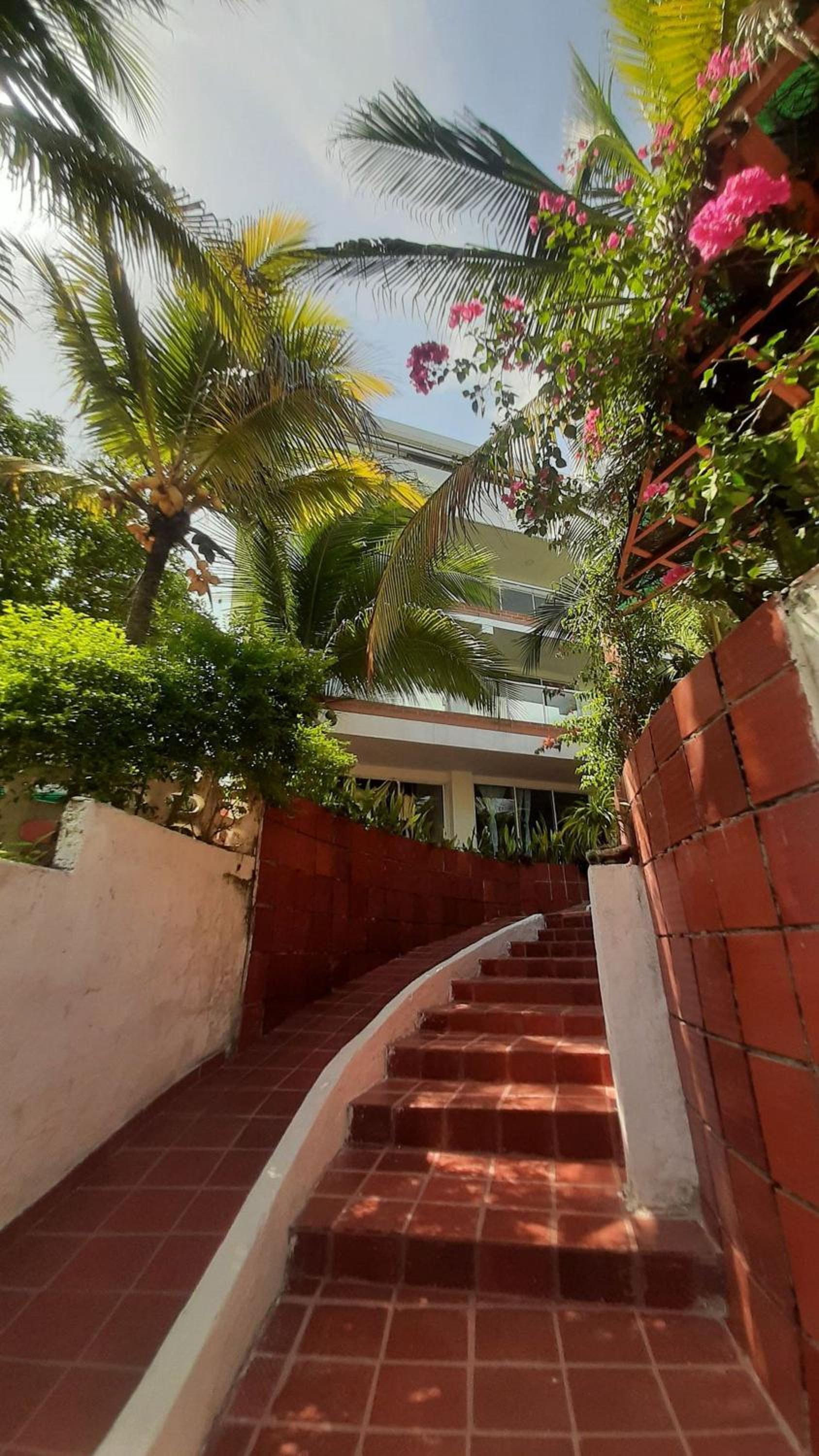 Tropical House Club BnB and Events, Salgar, Puerto Colombia