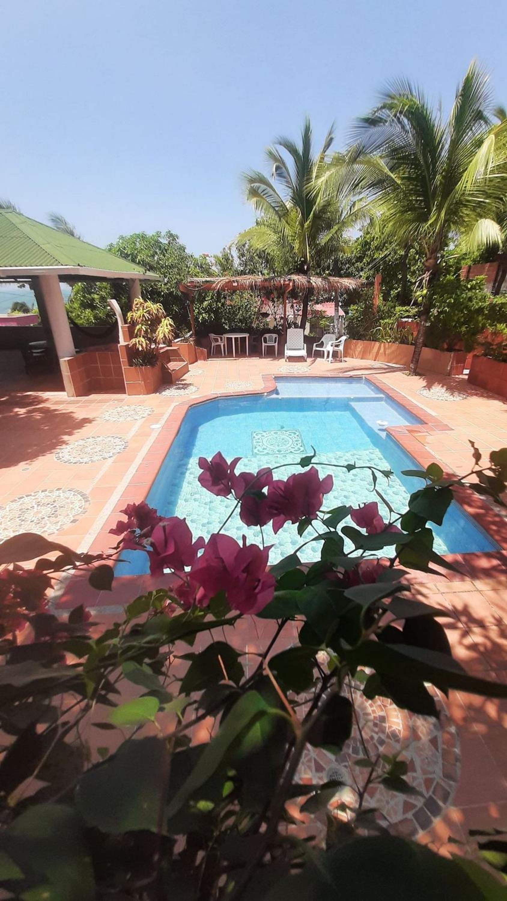 Tropical House Club BnB and Events, Salgar, Puerto Colombia