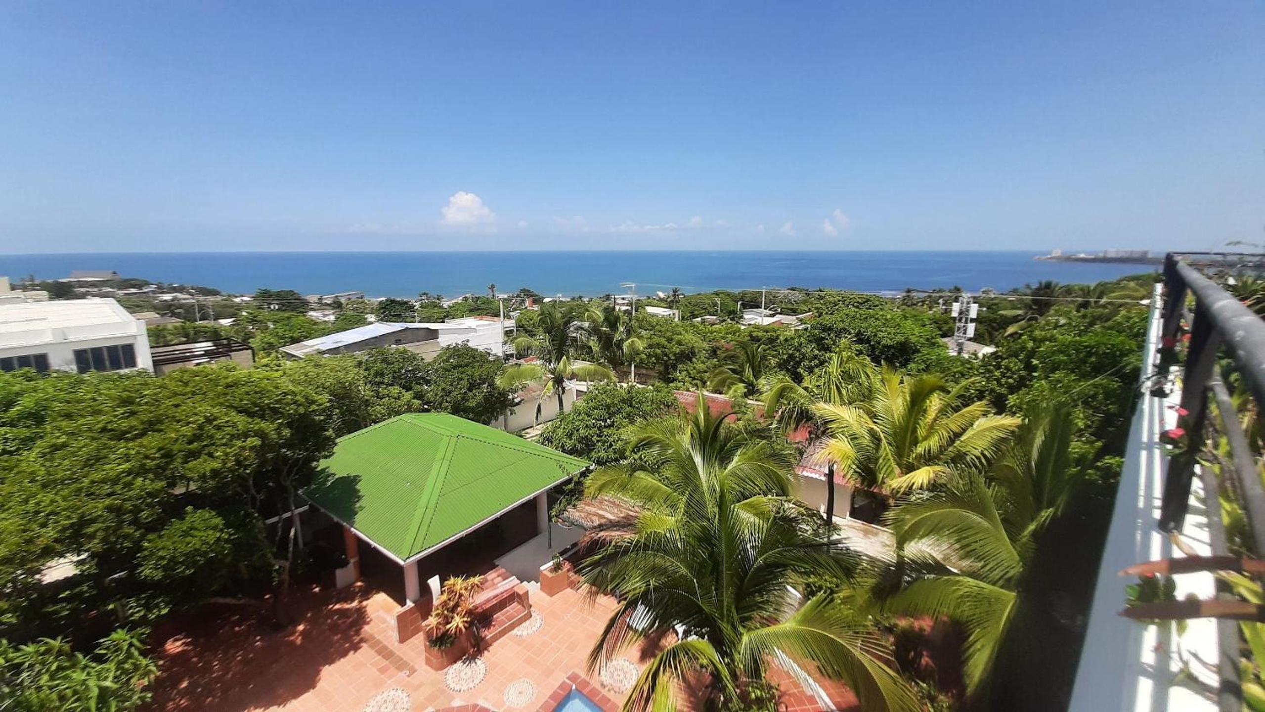 Tropical House Club BnB and Events, Salgar, Puerto Colombia