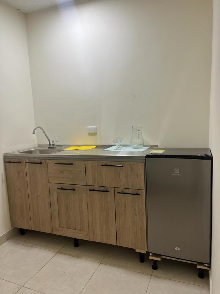 Aparta estudio zona central Ibagué Versalles