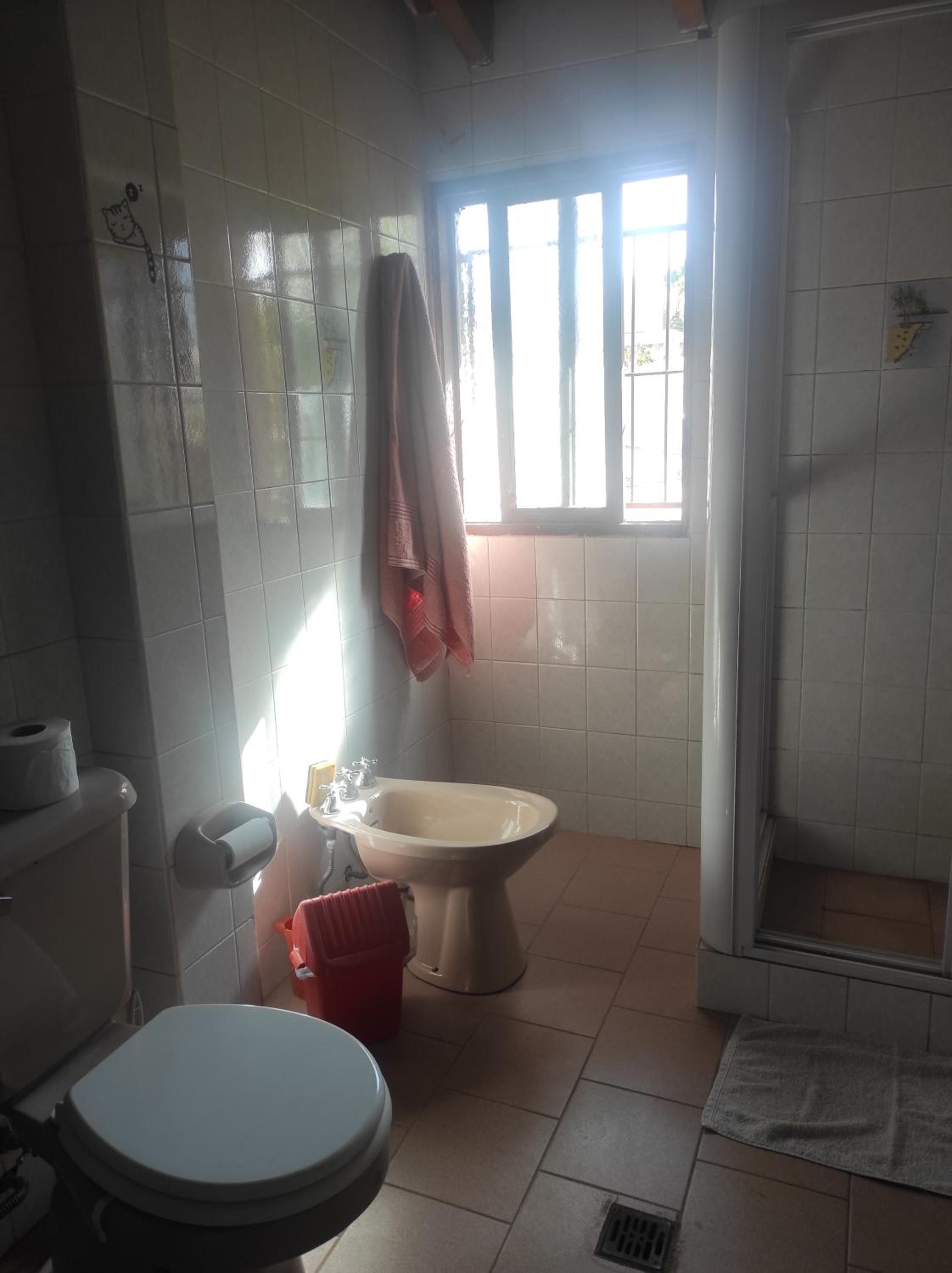 Habitación con baño privado
