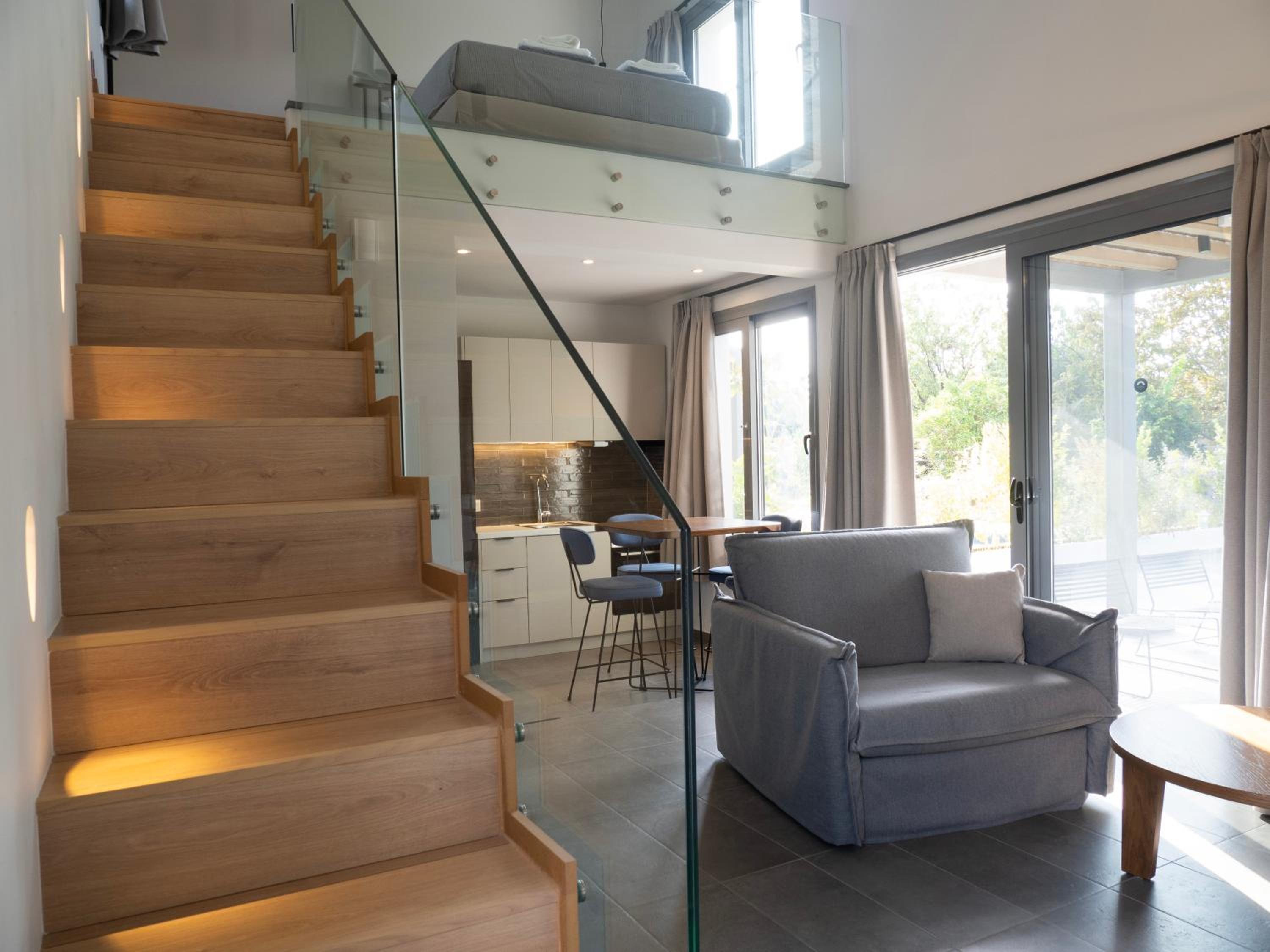 Sea breeze suites Maistro 4per with private pool