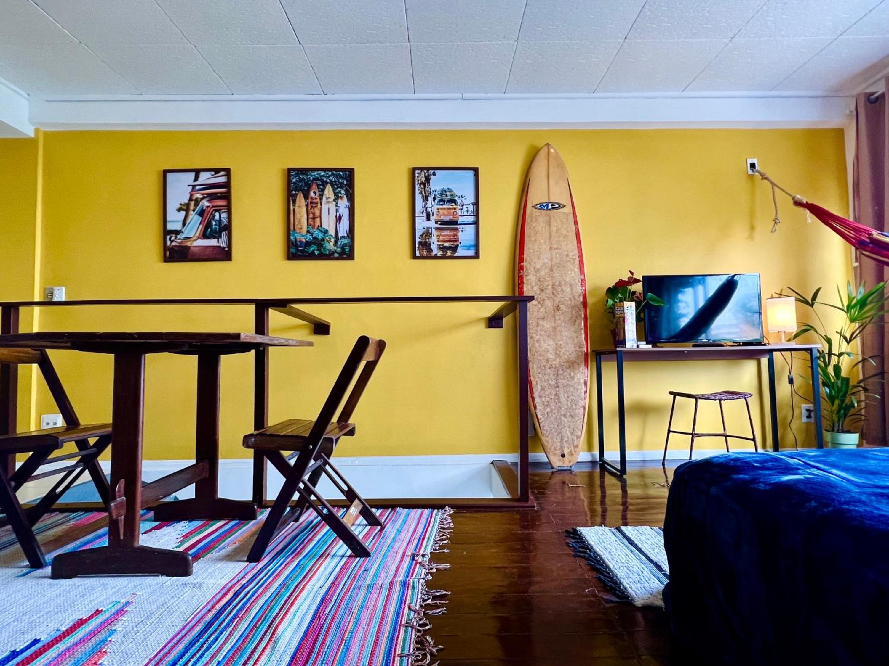 Ocean View House of Zepp - Good neighbourhood, 5 minute walk to the beach, stunning sunrise views