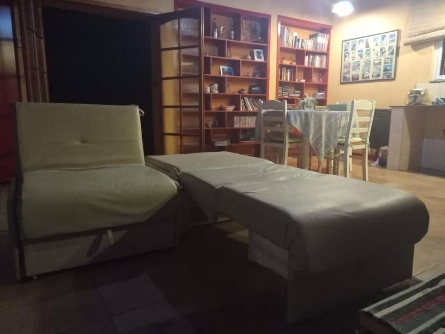 Casa familiar en Los Caminos del Vino.