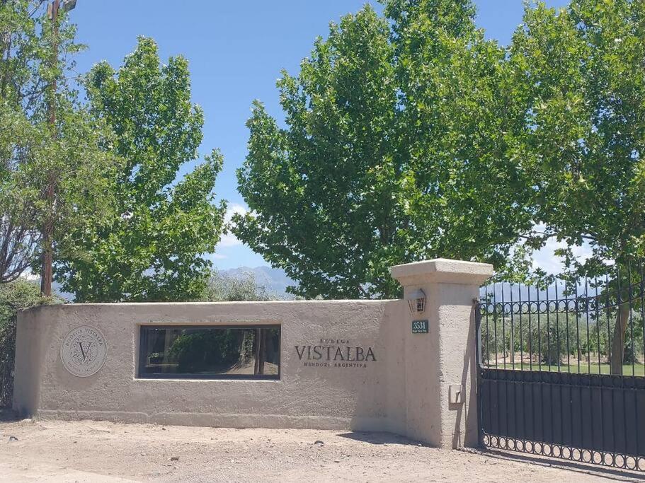 Casa familiar en Los Caminos del Vino.