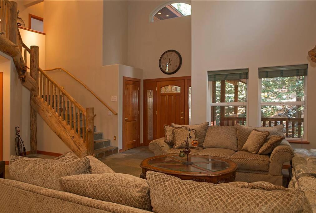 Lake Tahoe Vacations - Big Luxury South Lake Tahoe Home - Property Image 32