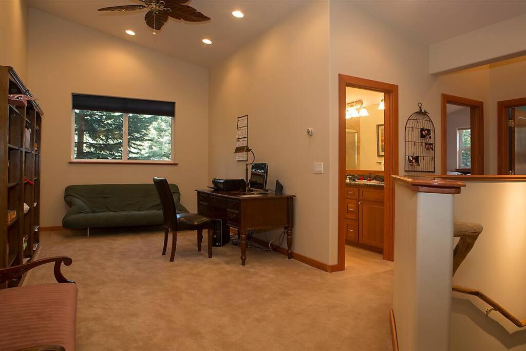 Lake Tahoe Vacations - Big Luxury South Lake Tahoe Home - Property Image 12