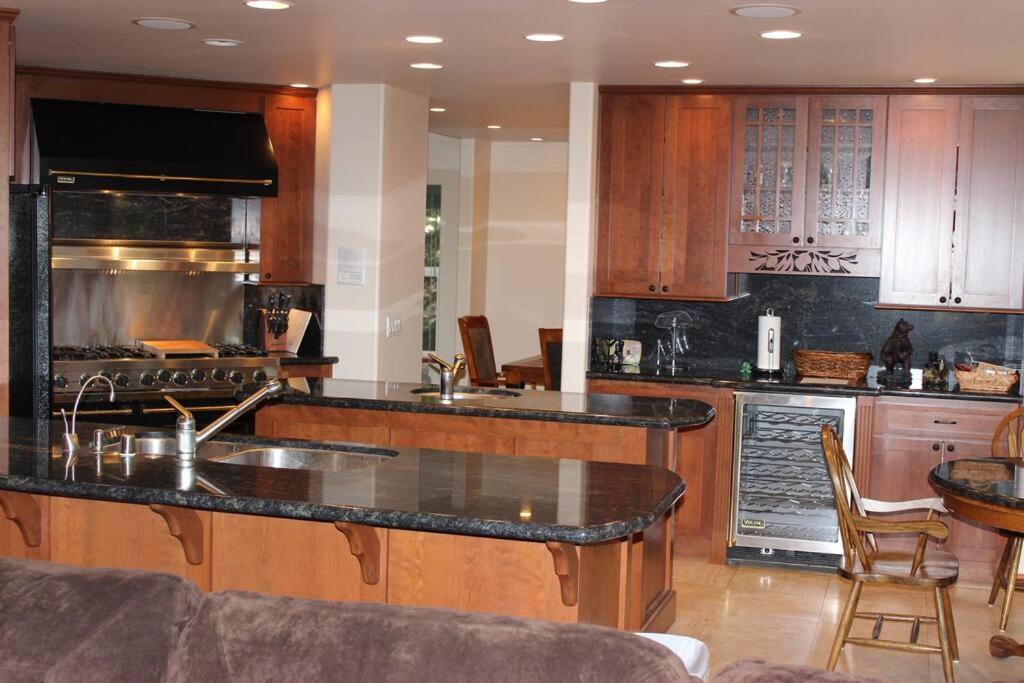 Lake Tahoe Vacations - Big Luxury South Lake Tahoe Home - Property Image 19