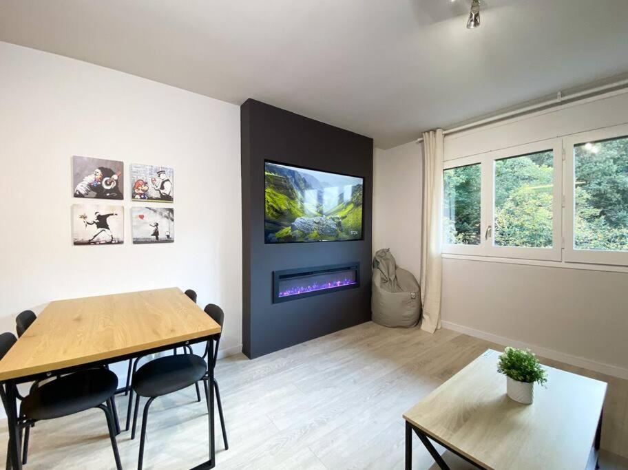 Espectacular Apartamento Con Vistas En Escaldes - 10min Caminando Al Centro - Parking Gratis l by BonesVacances