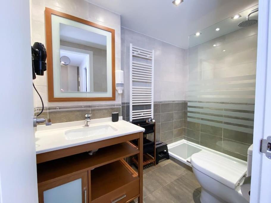 Espectacular Apartamento Con Vistas En Escaldes - 10min Caminando Al Centro - Parking Gratis l by BonesVacances
