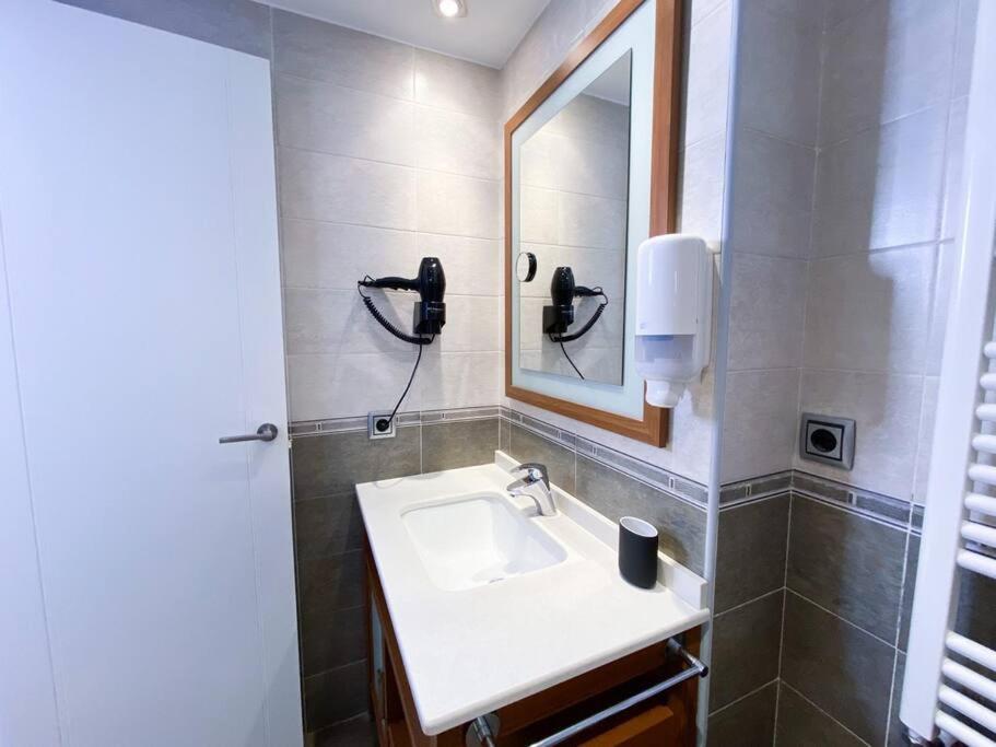 Espectacular Apartamento Con Vistas En Escaldes - 10min Caminando Al Centro - Parking Gratis l by BonesVacances