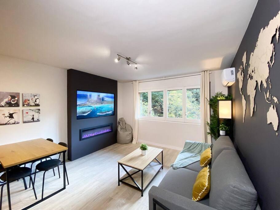 Espectacular Apartamento Con Vistas En Escaldes - 10min Caminando Al Centro - Parking Gratis l by BonesVacances