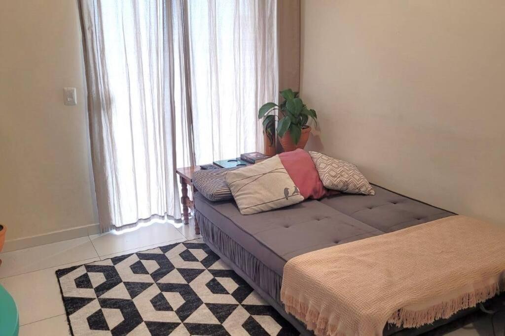 Apartamento Ingleses Florianópolis, 2 quartos aconchegante 1,6 km da praia