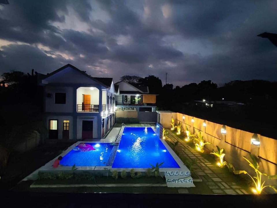 Duran Pool & Guesthouse view 4