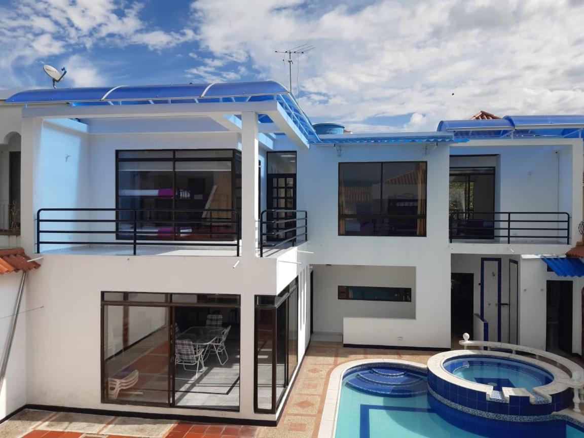 CASA QUINTA PARA DESCANSO