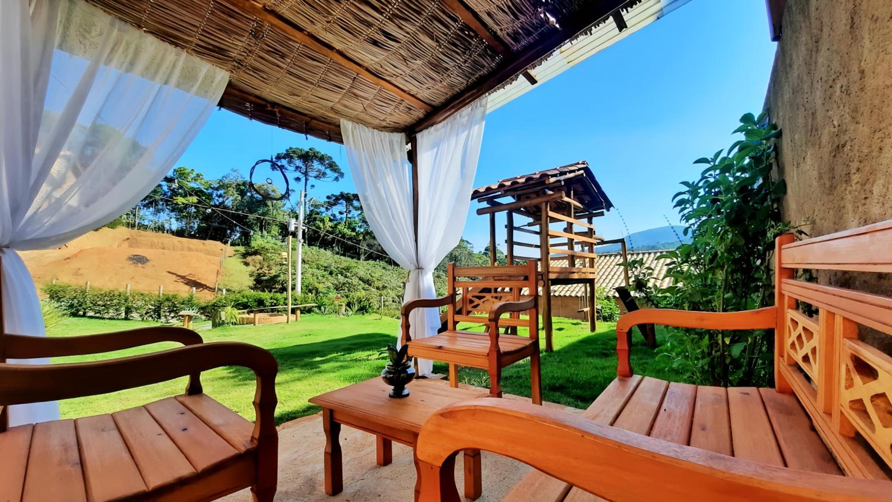 Casa Amantes da Serra Ibitipoca - Sua melhor opção!