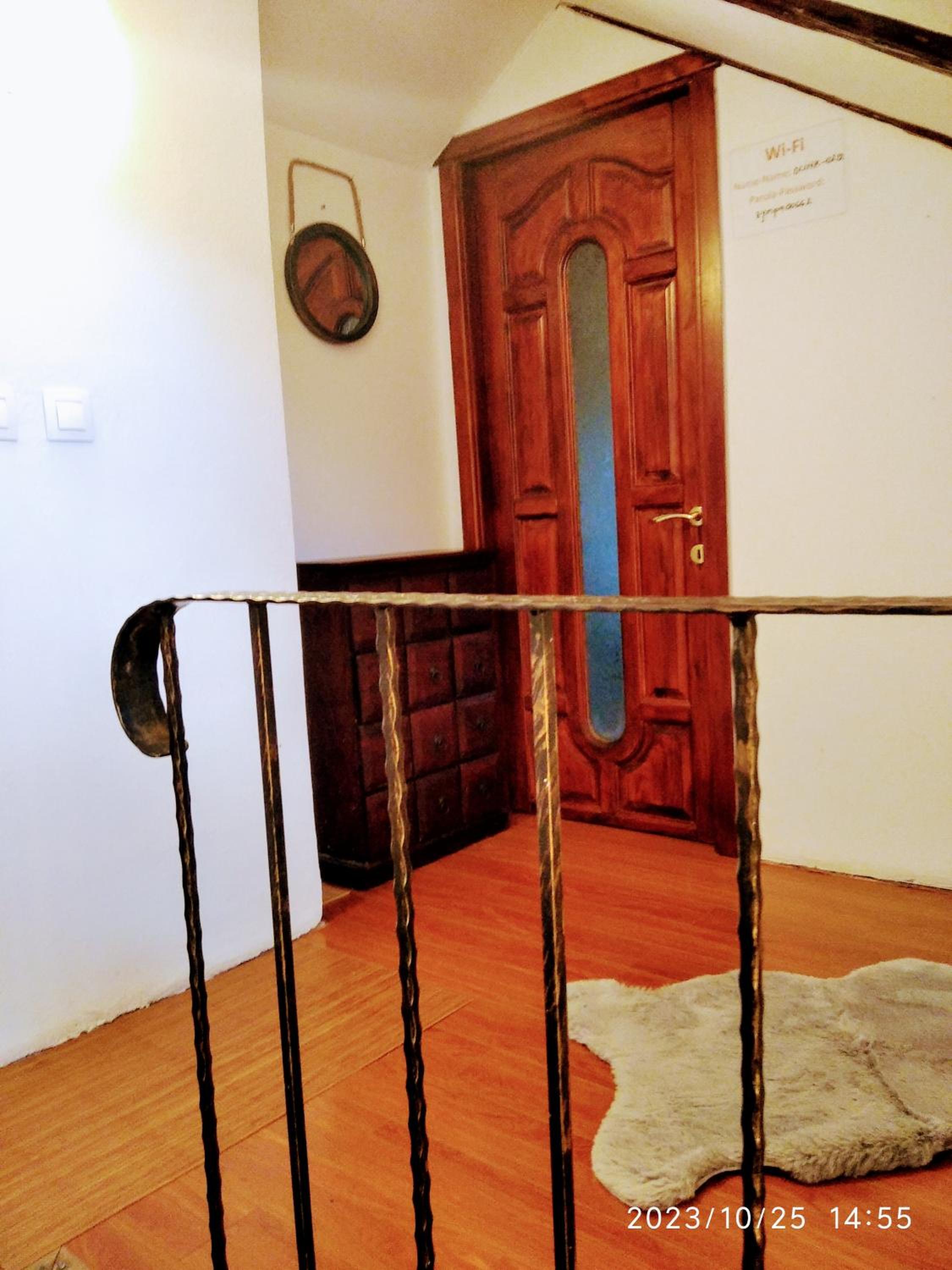 CASTEL RESIDENCE