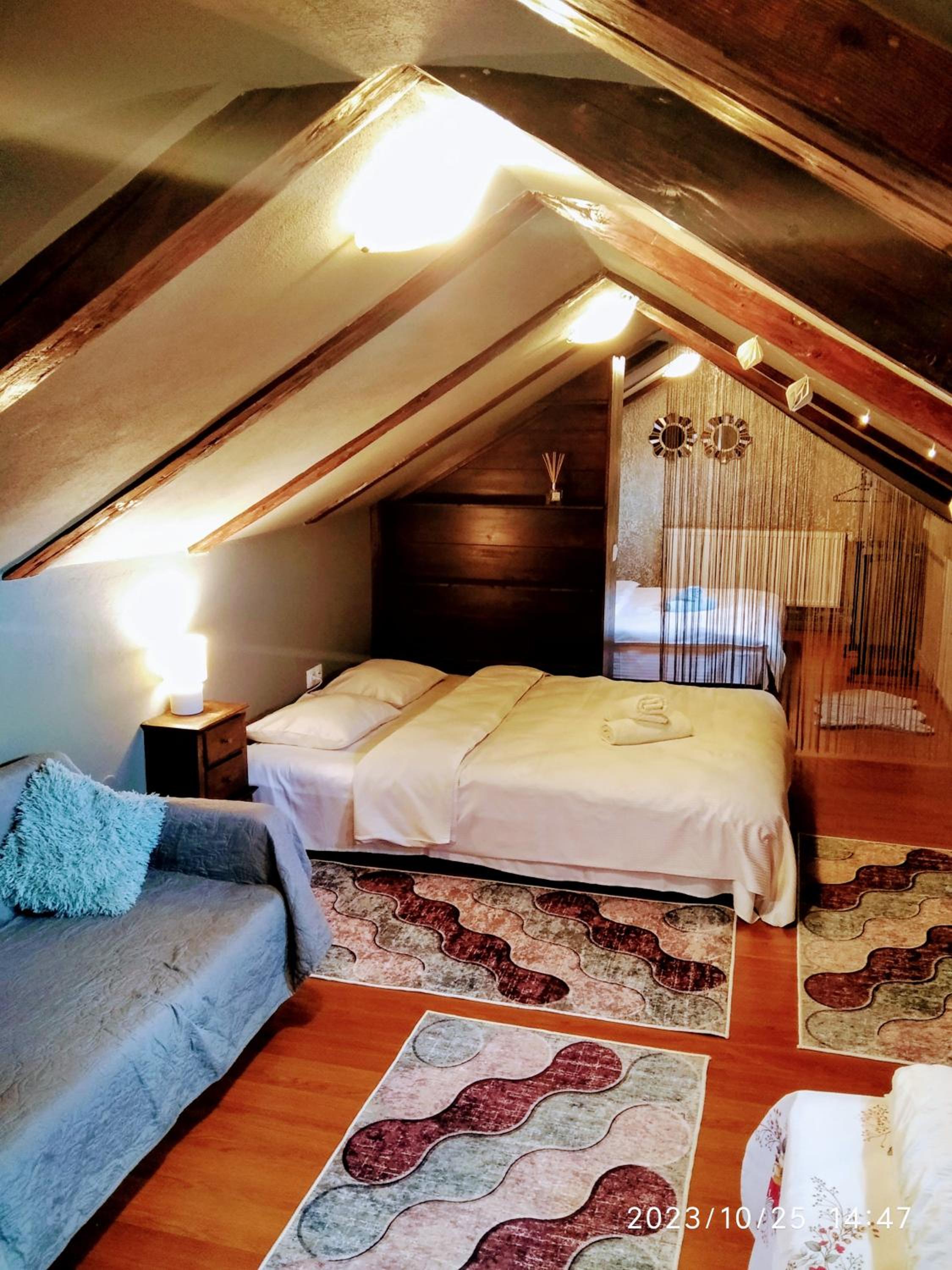 CASTEL RESIDENCE