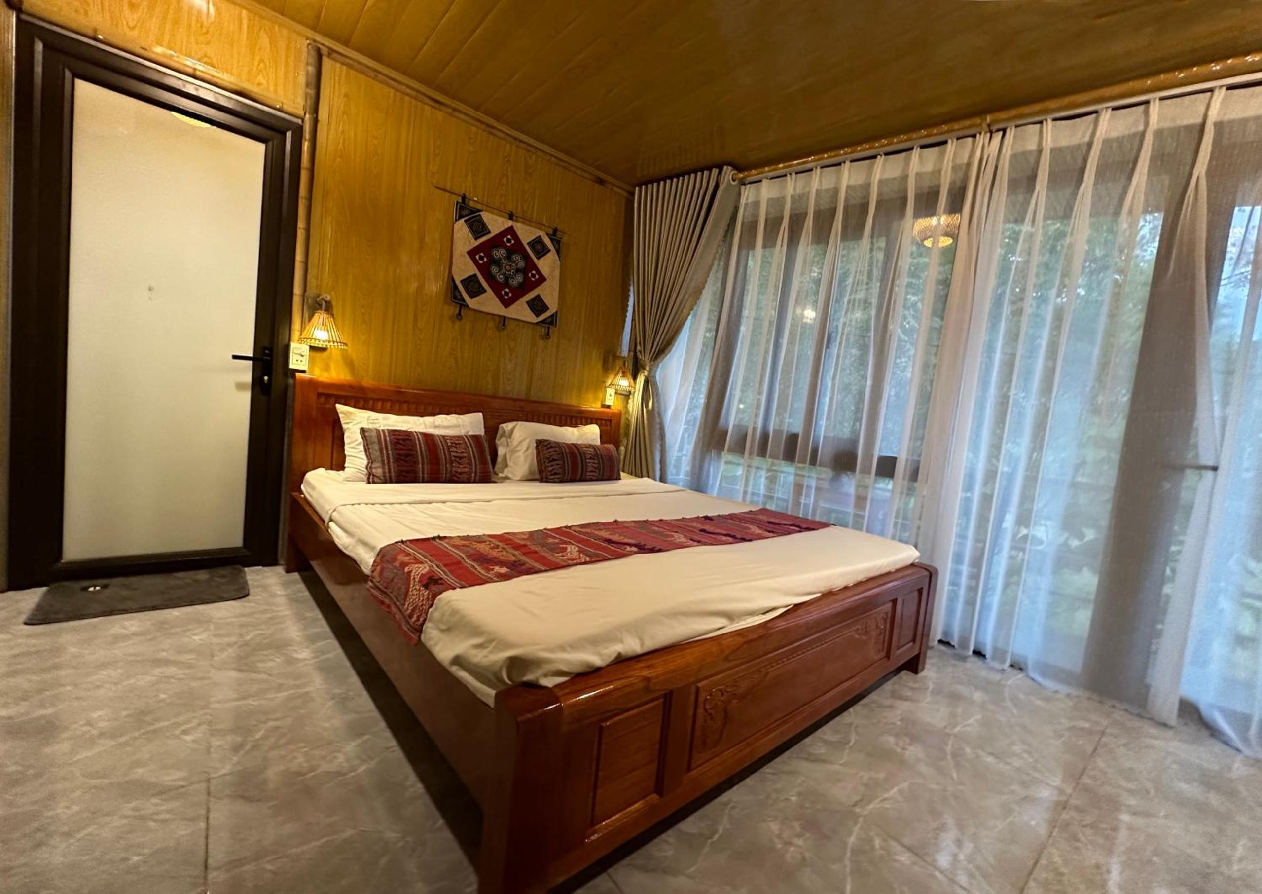 Nha Tan - Mai Chau Homestay & Tours view 5