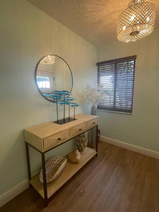 Water front view town house. 5 minutes from beach! view 4