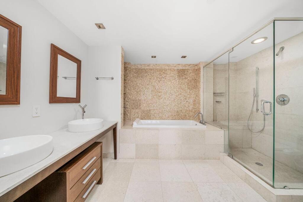 ICON W BRICKELL BY IMD MIAMI Marvelous Ocean View 2BR/2BA