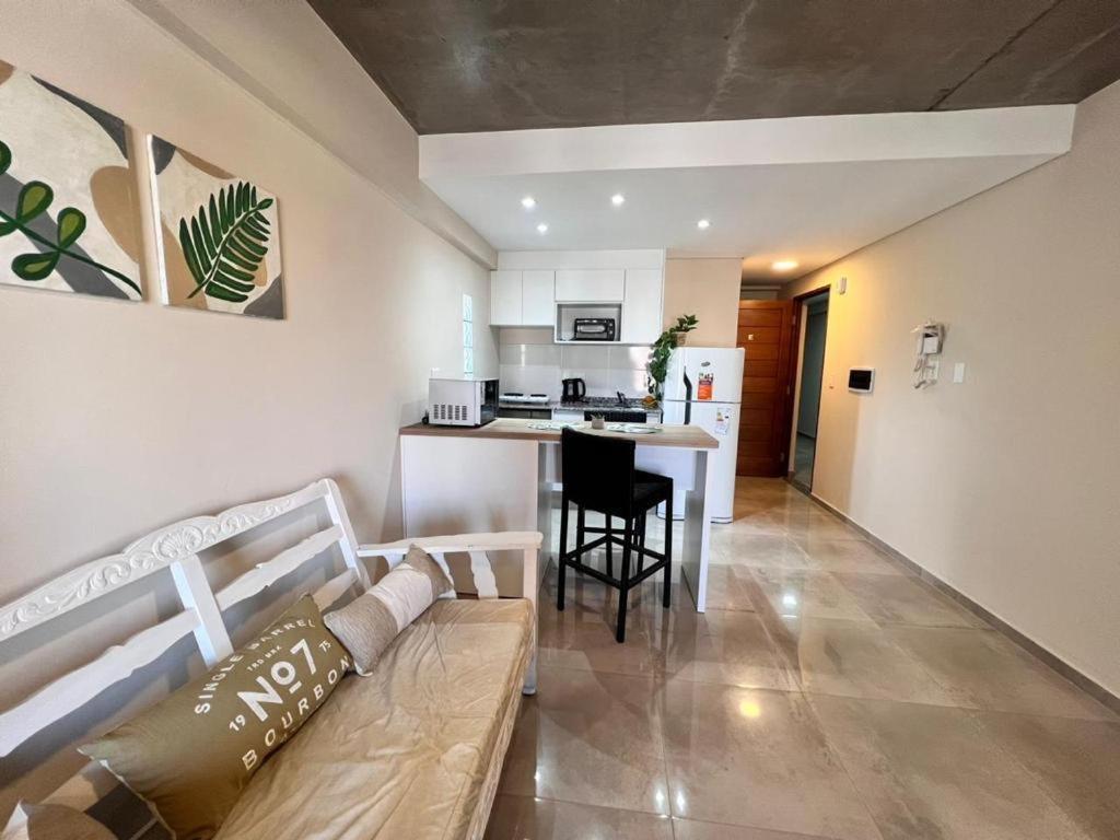 Departamento amplio con pileta y Parrilla barrio norte