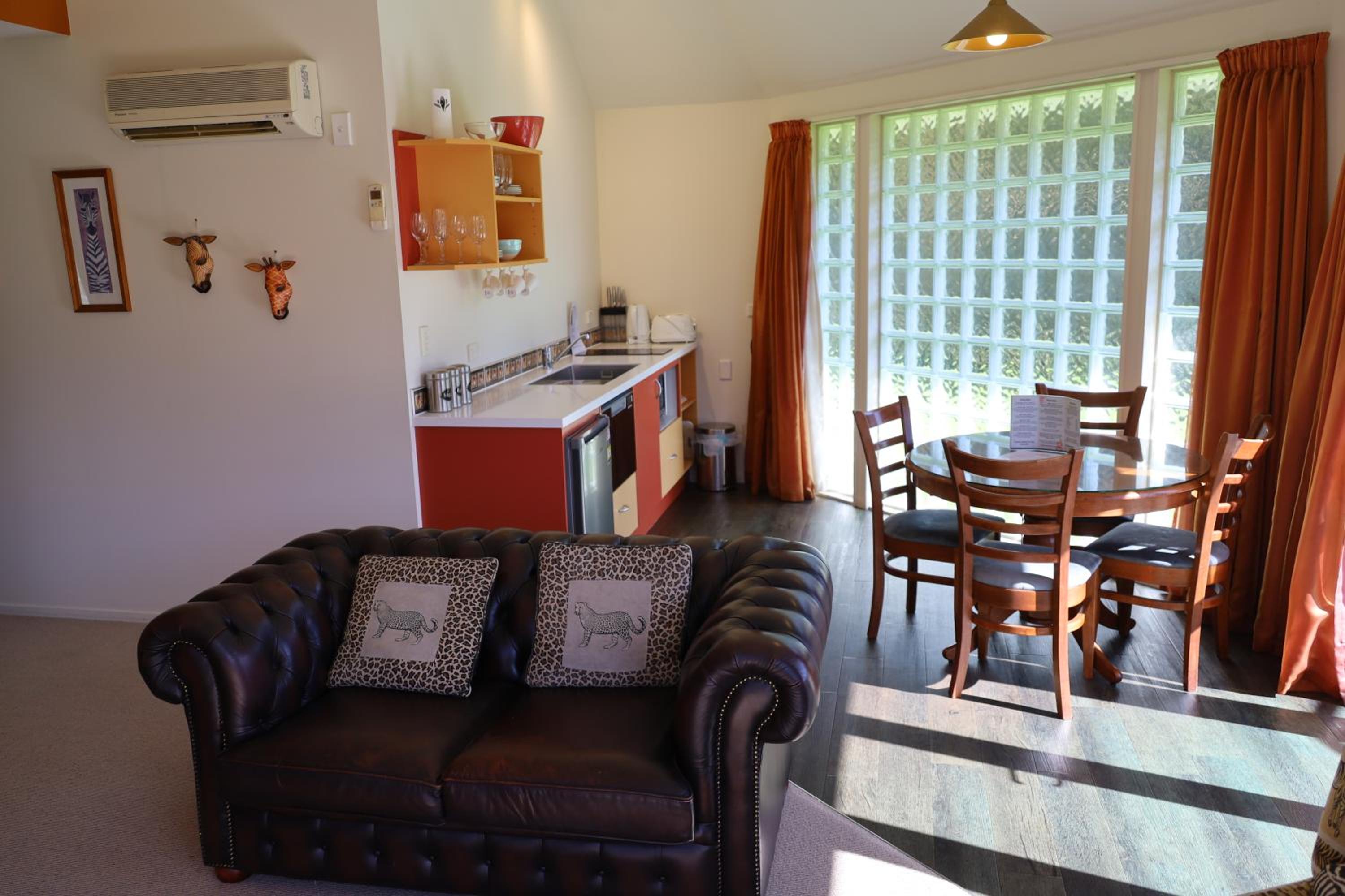 Silverstream Alpaca Farmstay & Tour