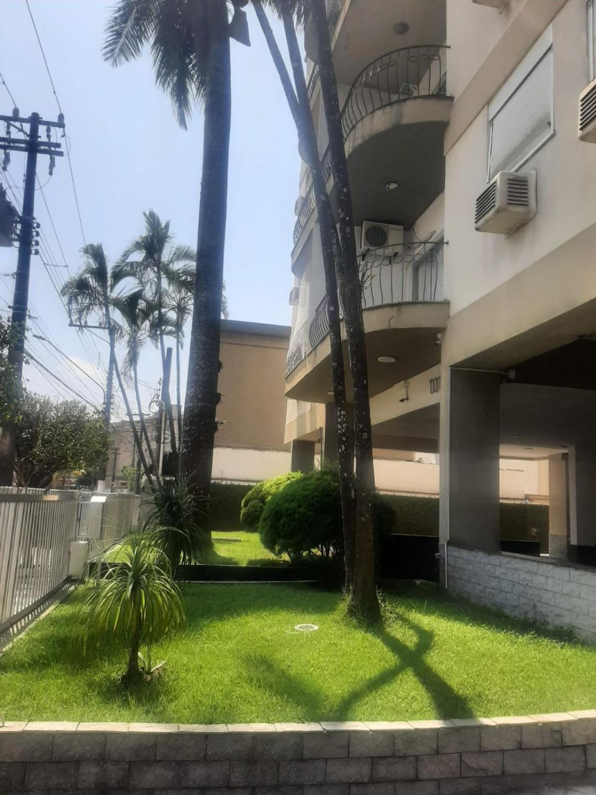 Apto Amplo, confortável, bem localizado, Astúrias