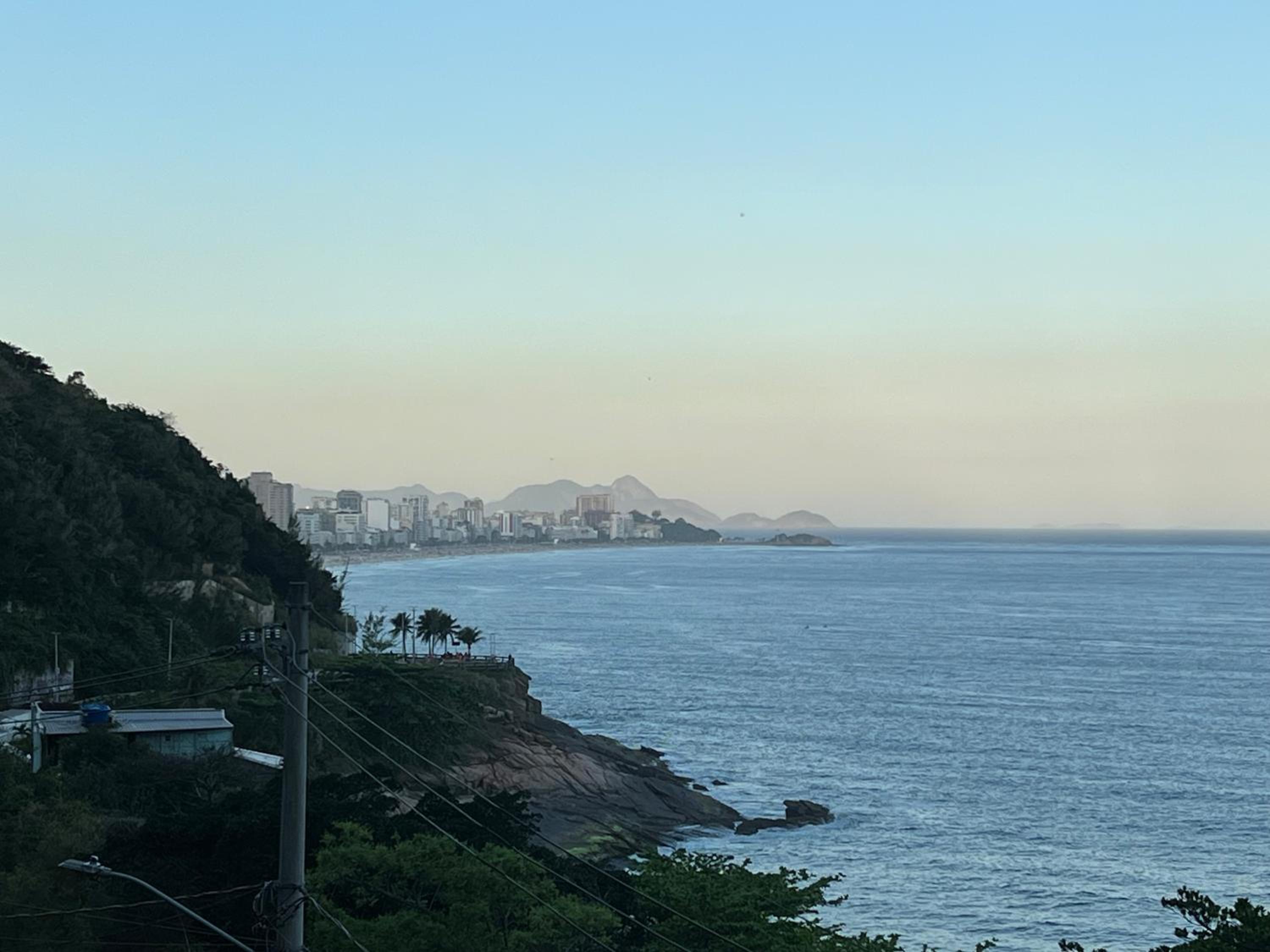 Ocean View House of Zepp - Good neighbourhood, 5 minute walk to the beach, stunning sunrise views