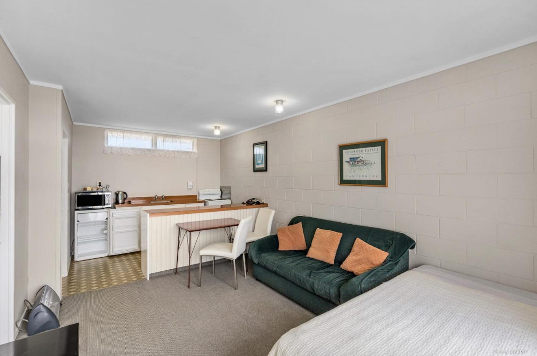 Mount Eden Motel