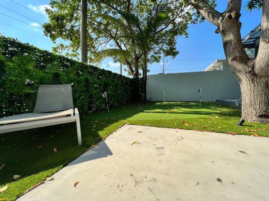 Stylish 3/2 centrally located!