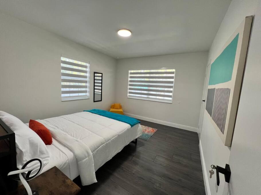 Stylish 3/2 centrally located!
