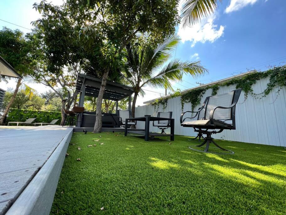 Stylish 3/2 centrally located!