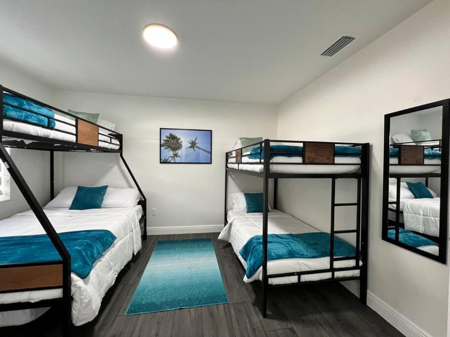 Stylish 3/2 centrally located!