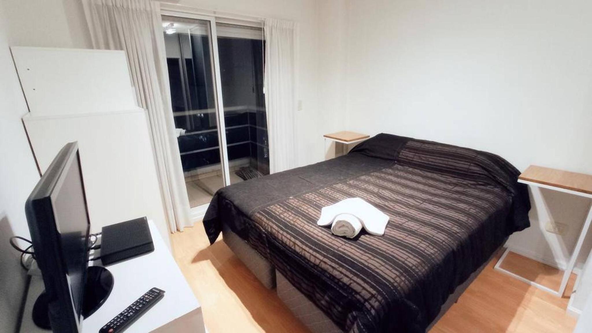 Ultimate Luxury 2-Bedroom Retreat with Balconies and Amenities
