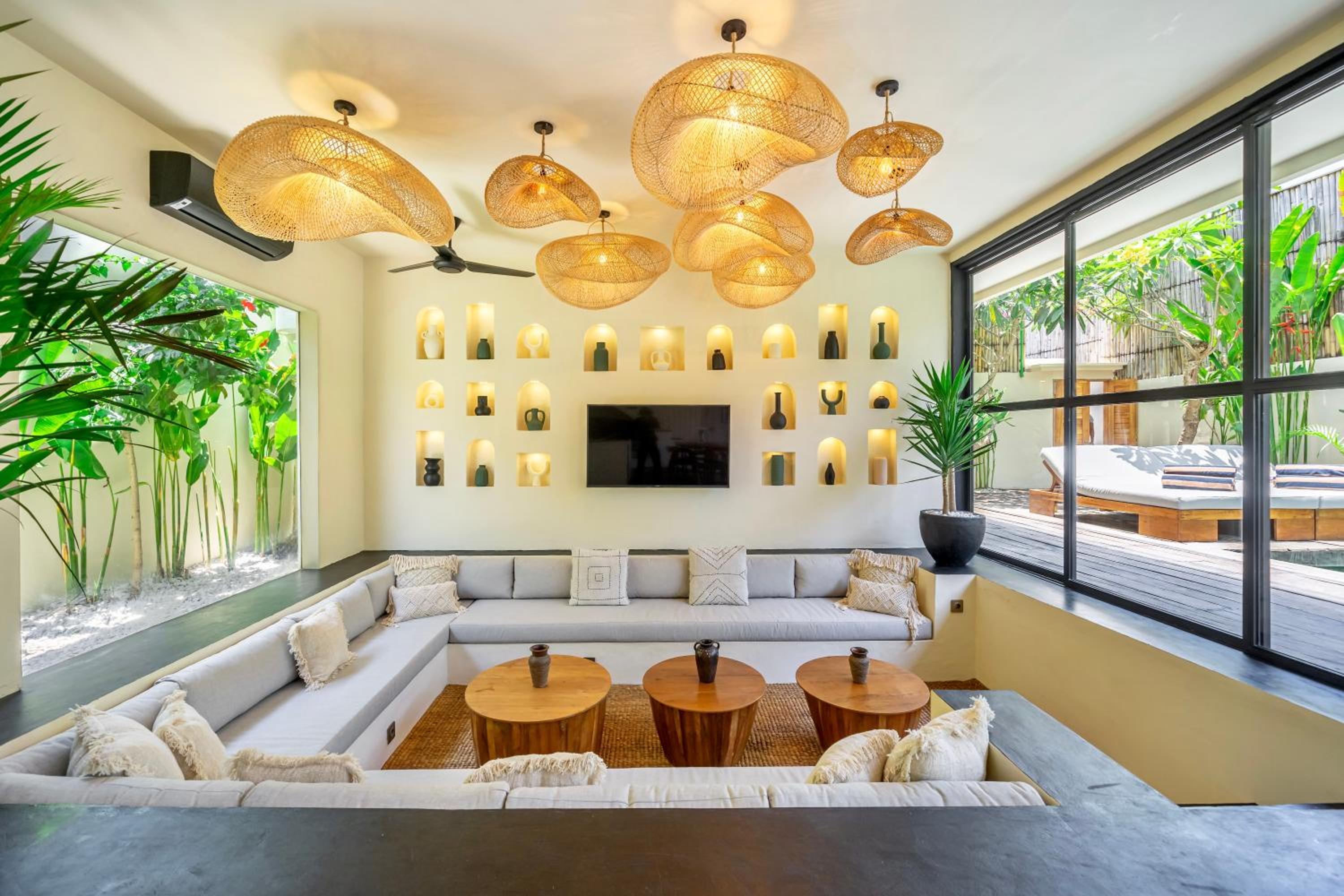 Villa Mao Brand New 3BR Villa AC Living at Pererenan Canggu view 2