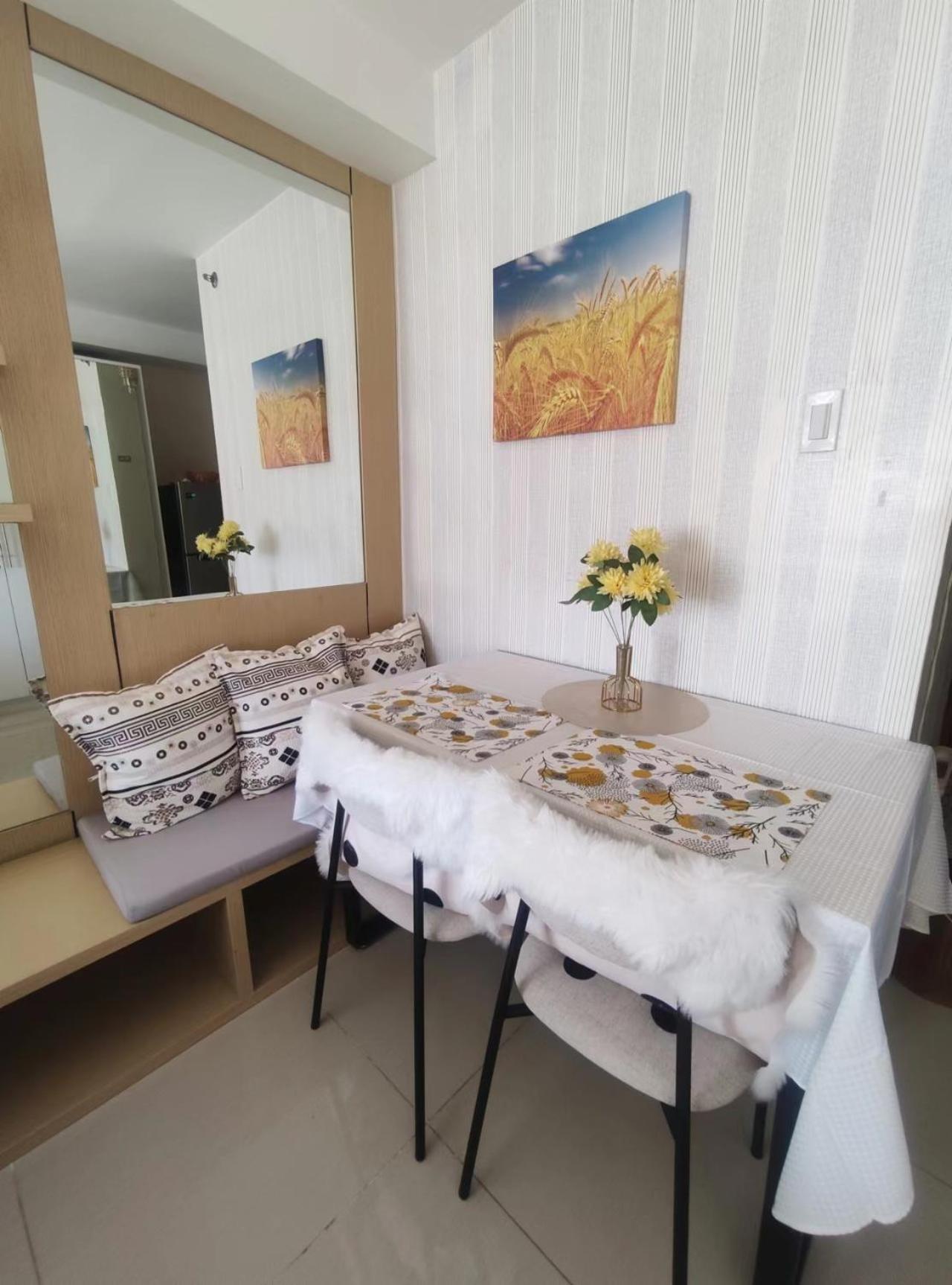 Studio Condotel Unit in Cebu City #NetflixandChill view 5