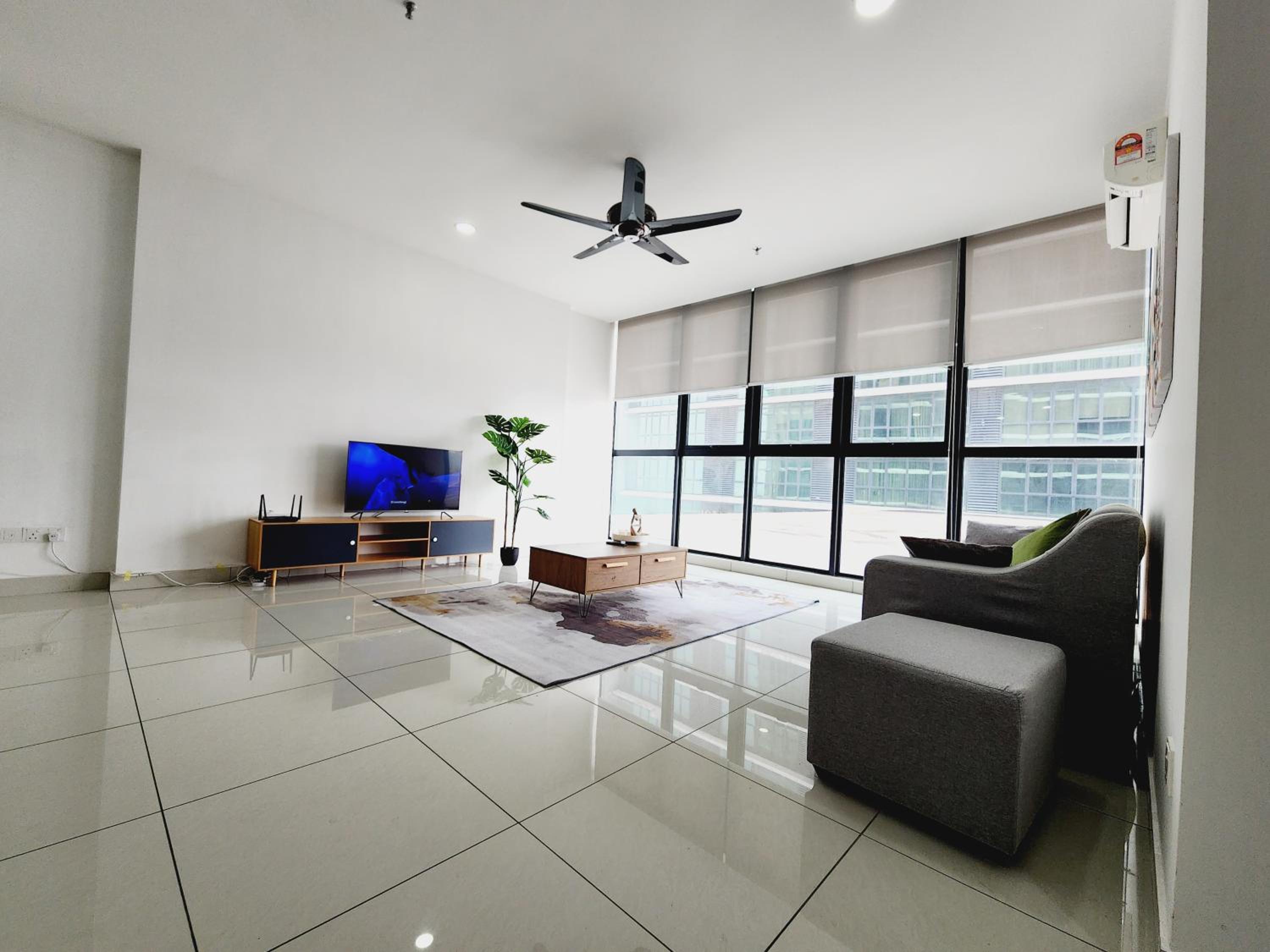 2 Rooms Cozy Stay Night View With Workspace#8Pax#1U#Damansara photo 8
