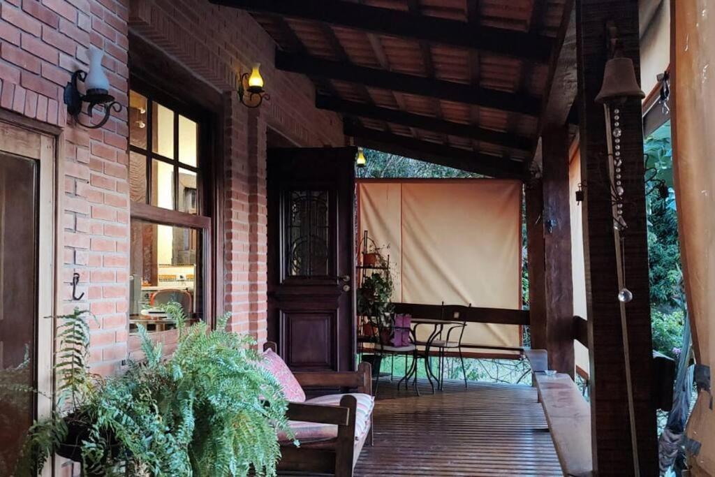 Casa de Campo Condomínio Serra Negra