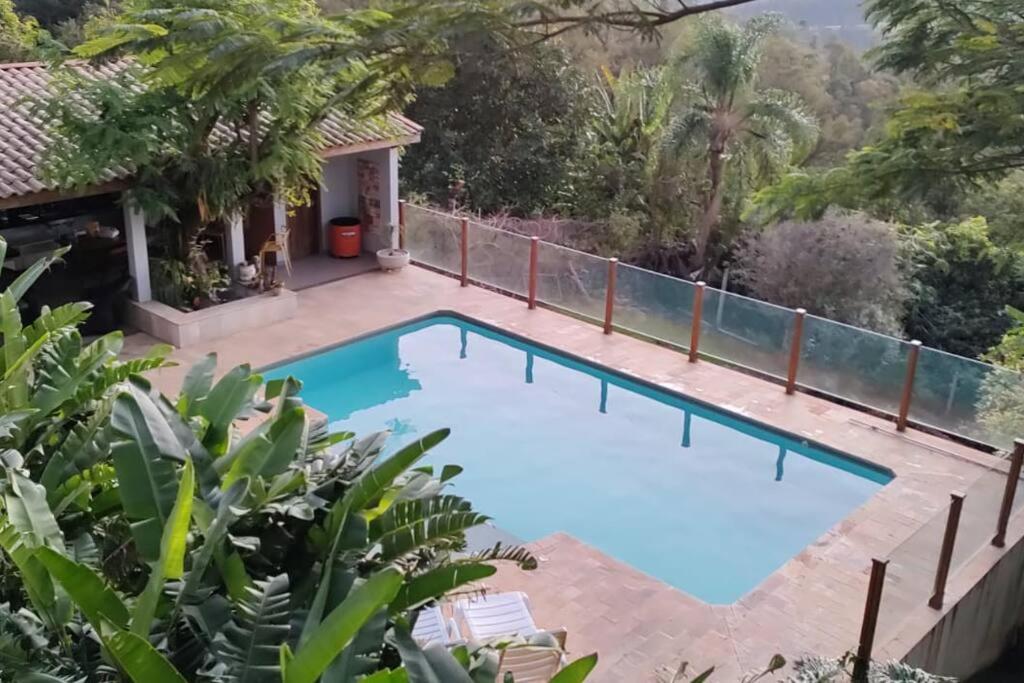 Casa de Campo Condomínio Serra Negra
