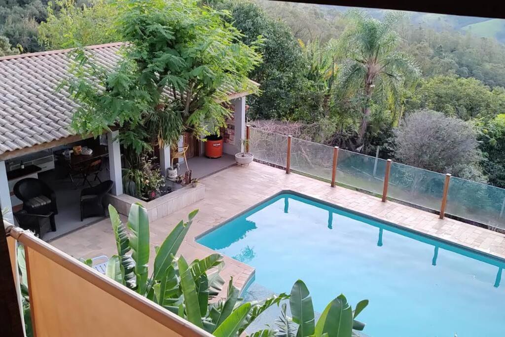 Casa de Campo Condomínio Serra Negra